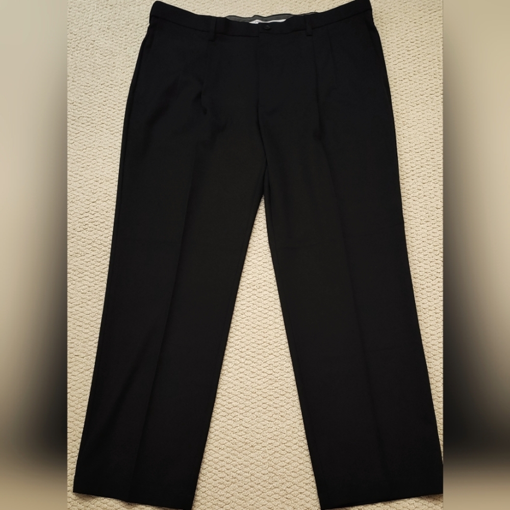 Price Drop - Haggar size 42x32 Black Dress Pants with Classic Straight-Leg Cut